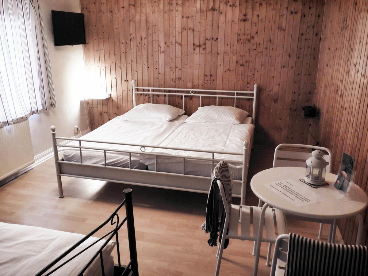 Ferienzimmer In 格拉尔-米里茨 外观 照片